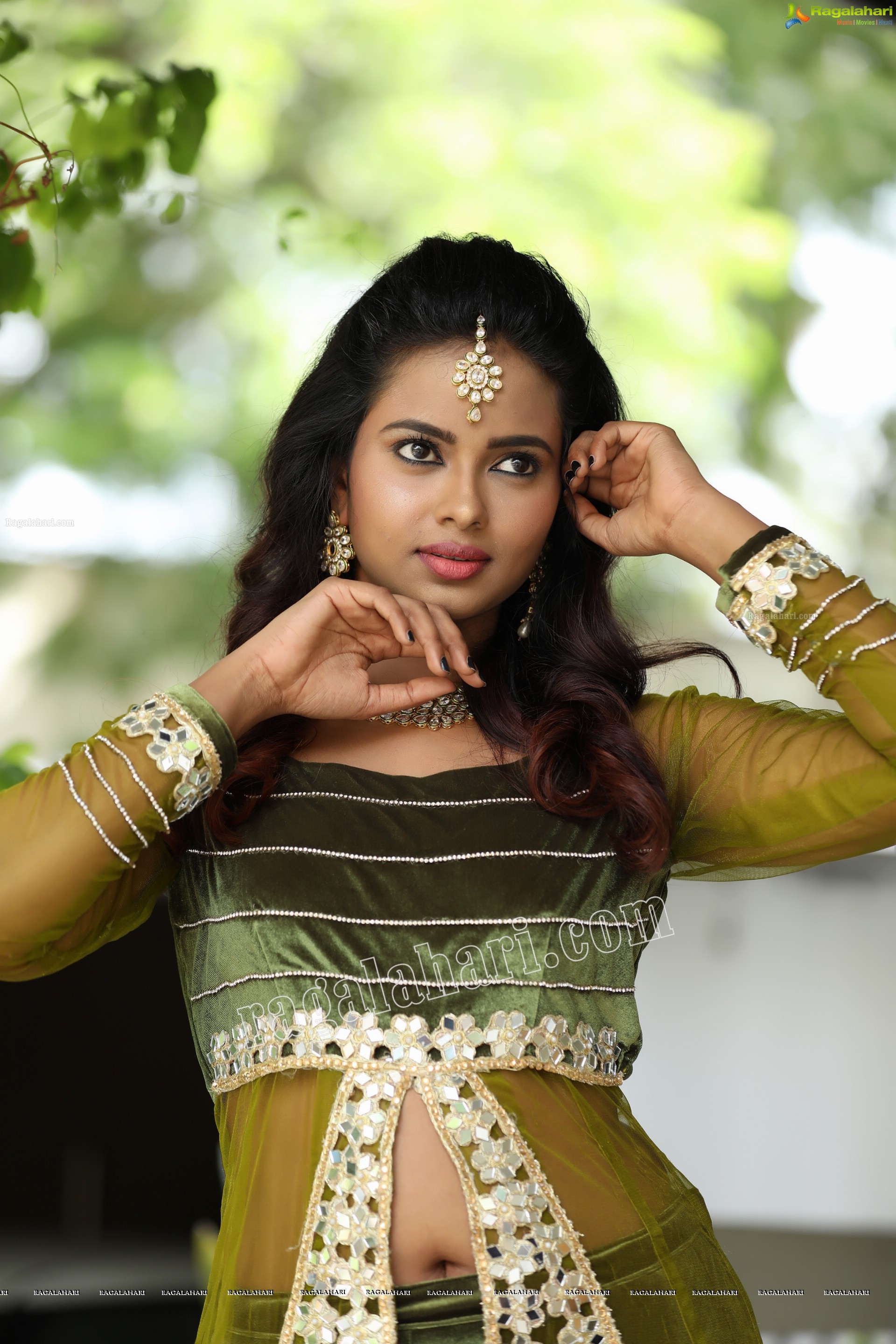 Chandana Koppisetty (Exclusive Photo Shoot) (High Definition Photos)