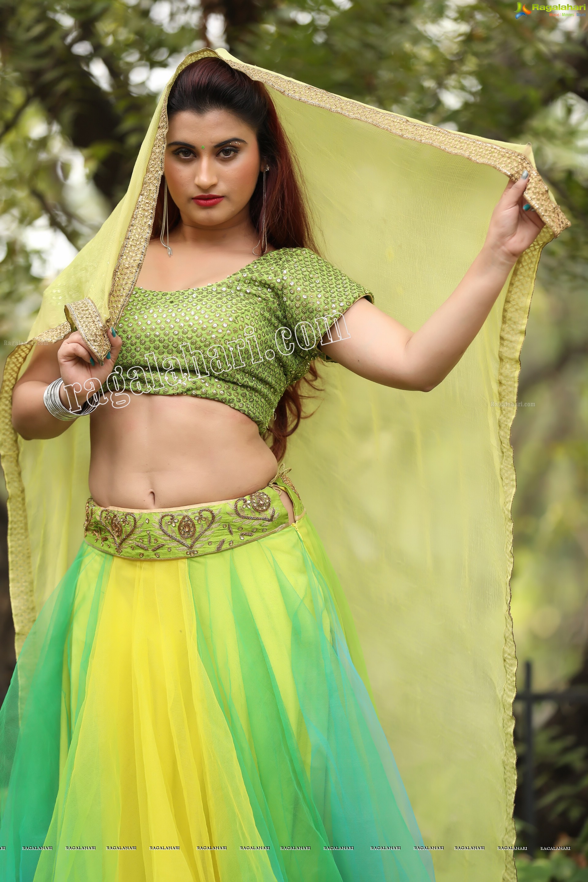 Gunnjan Aras (Exclusive Photo Shoot) (High Definition Photos)