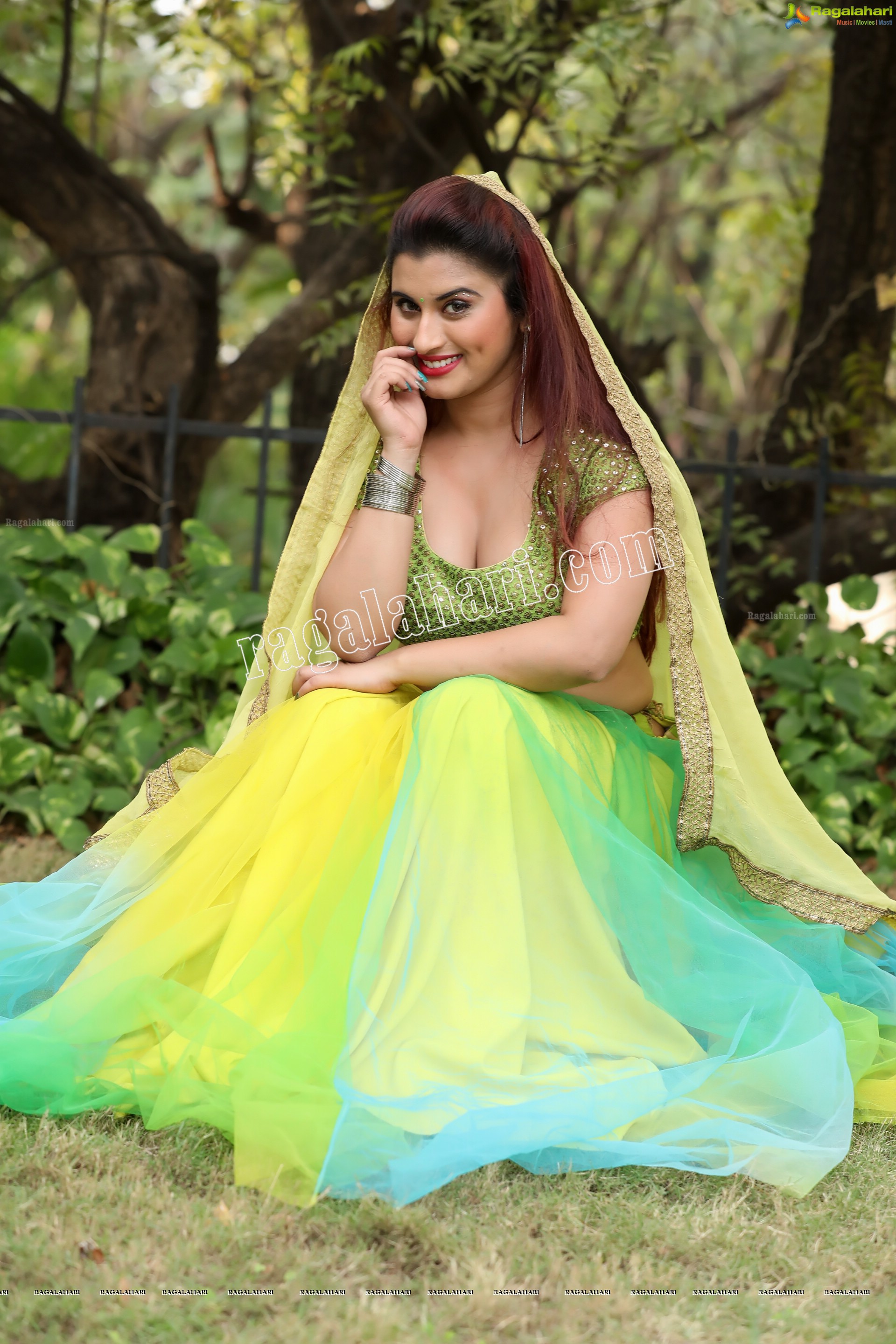 Gunnjan Aras (Exclusive Photo Shoot) (High Definition Photos)