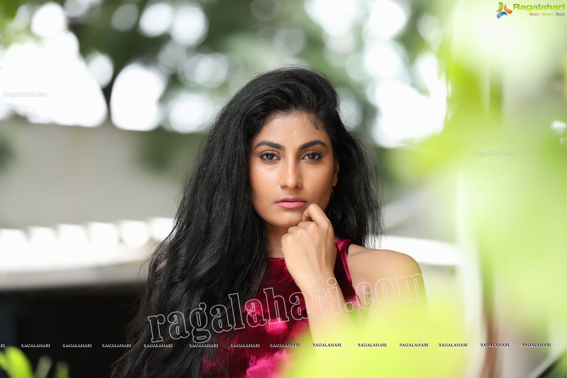 Saafi Kaur (Exclusive Photo Shoot) (High Definition Photos)