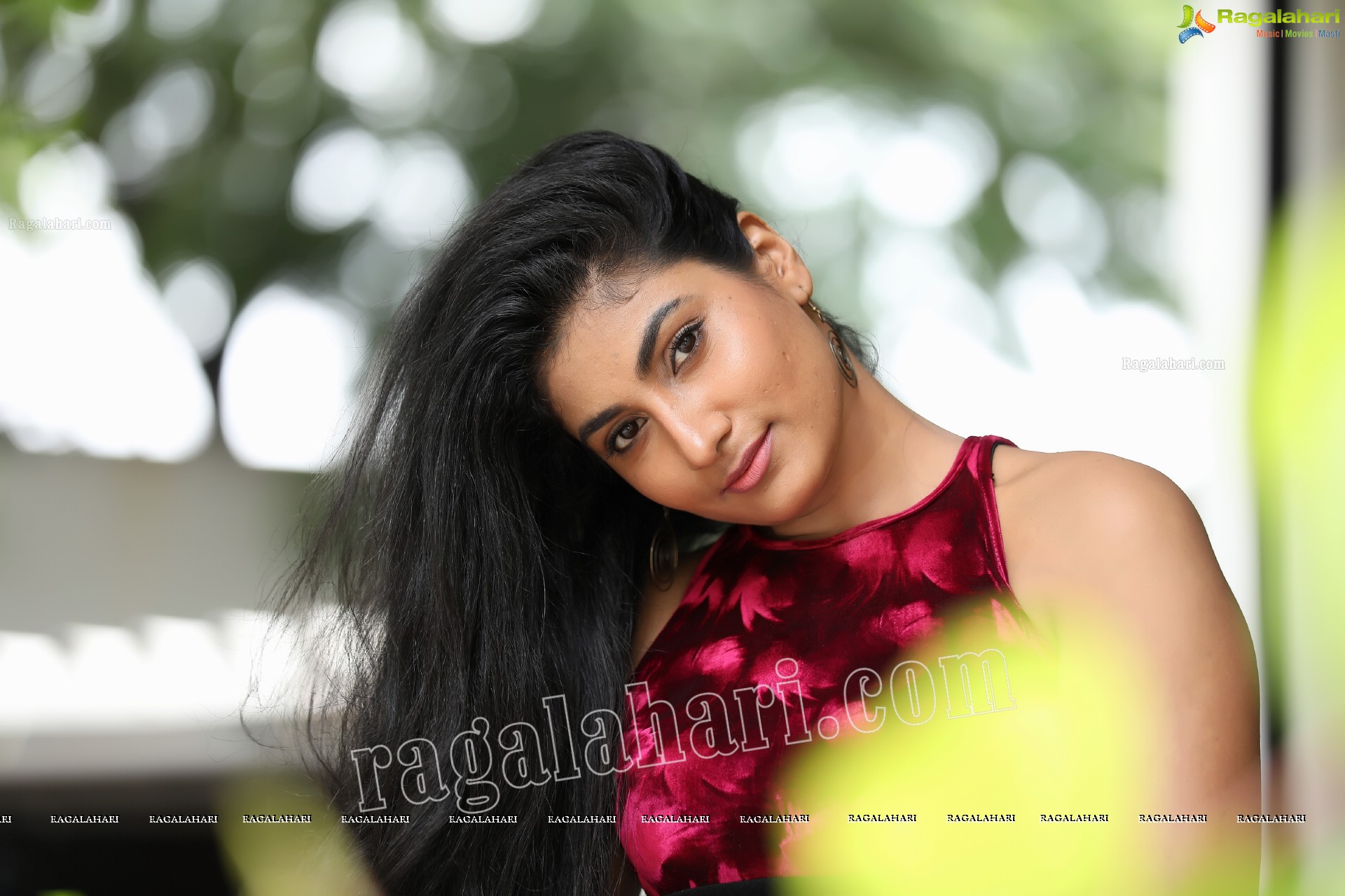 Saafi Kaur (Exclusive Photo Shoot) (High Definition Photos)