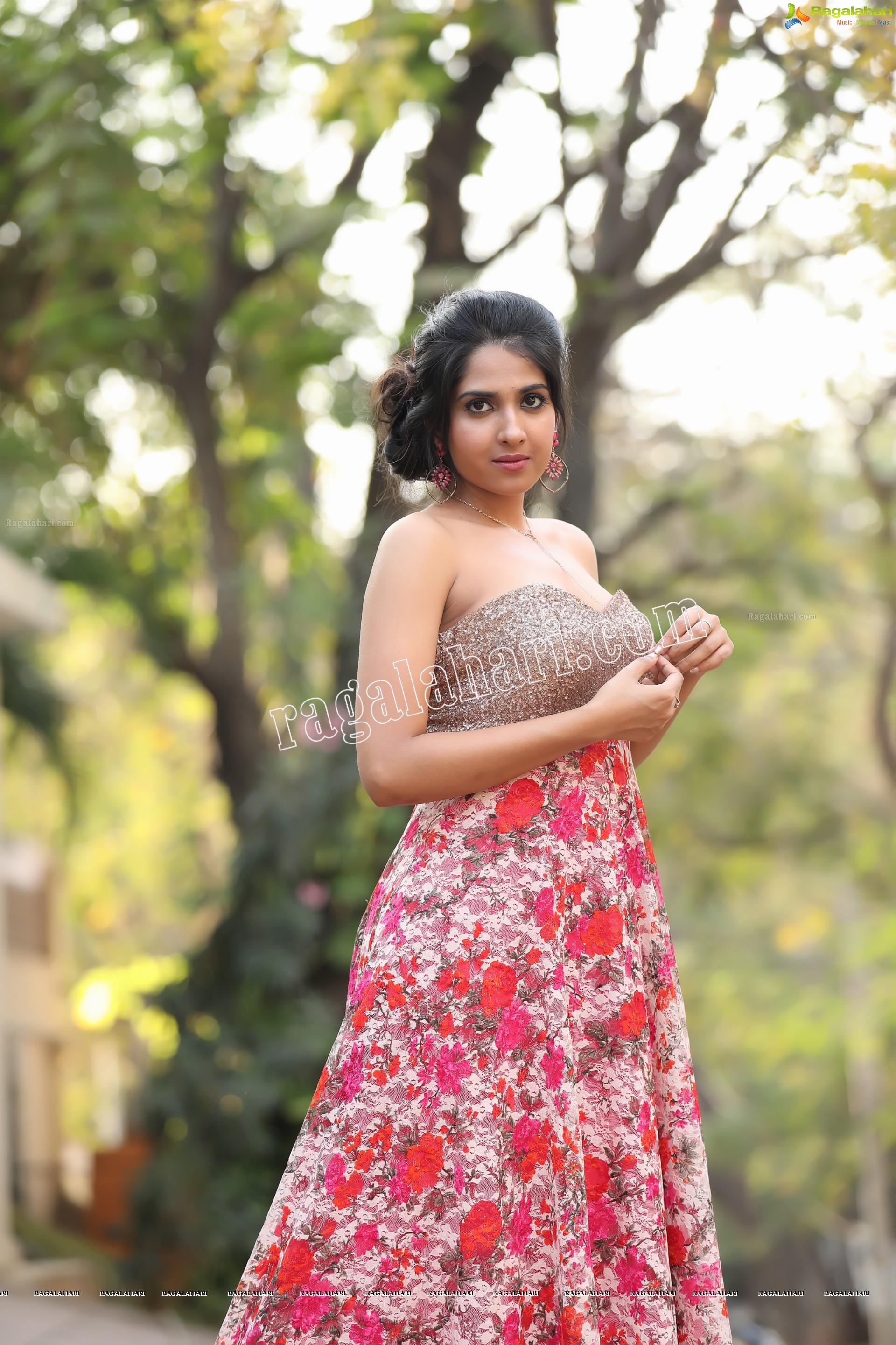 Simar Singh (Exclusive Photo Shoot) (High Definition Photos)