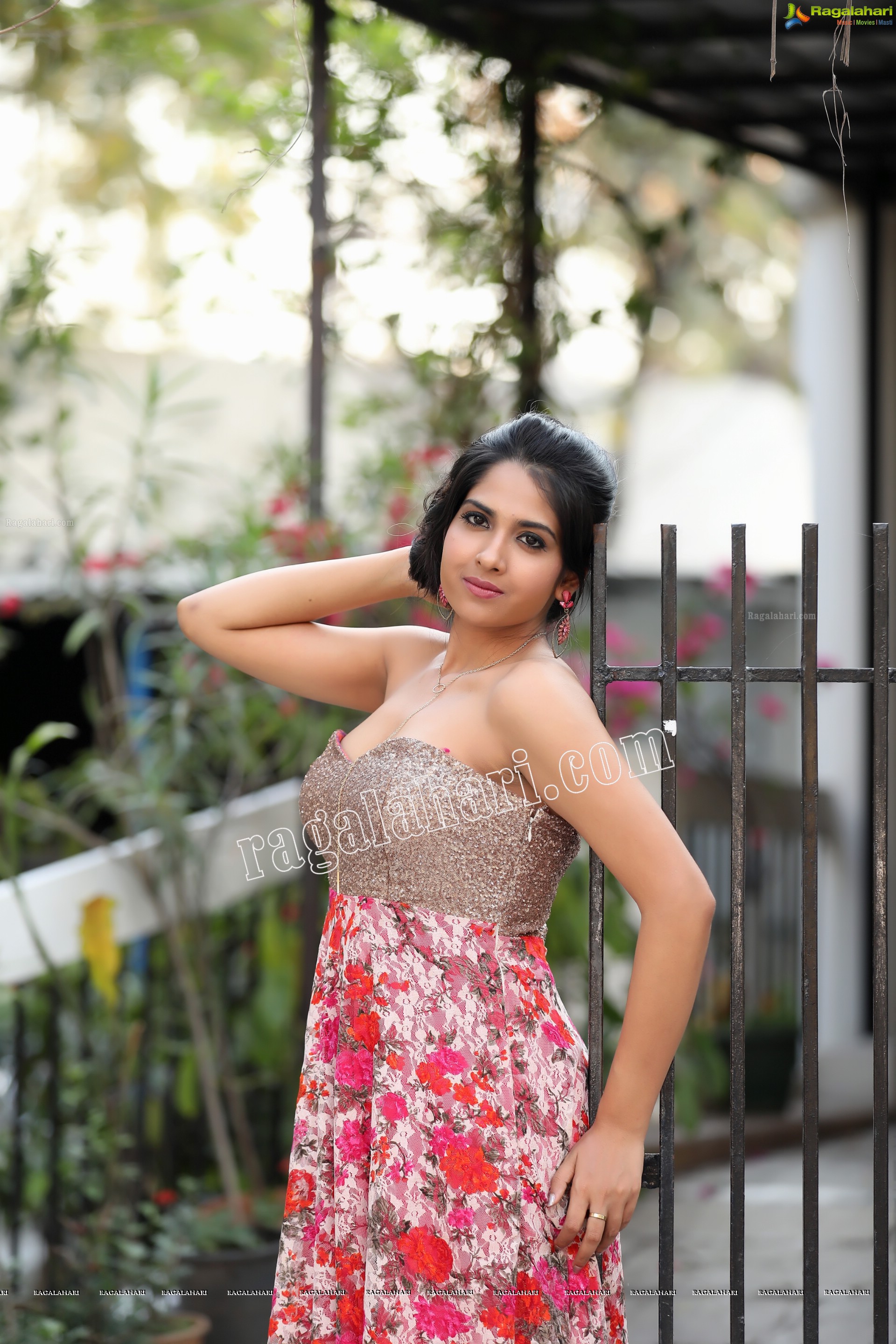 Simar Singh (Exclusive Photo Shoot) (High Definition Photos)