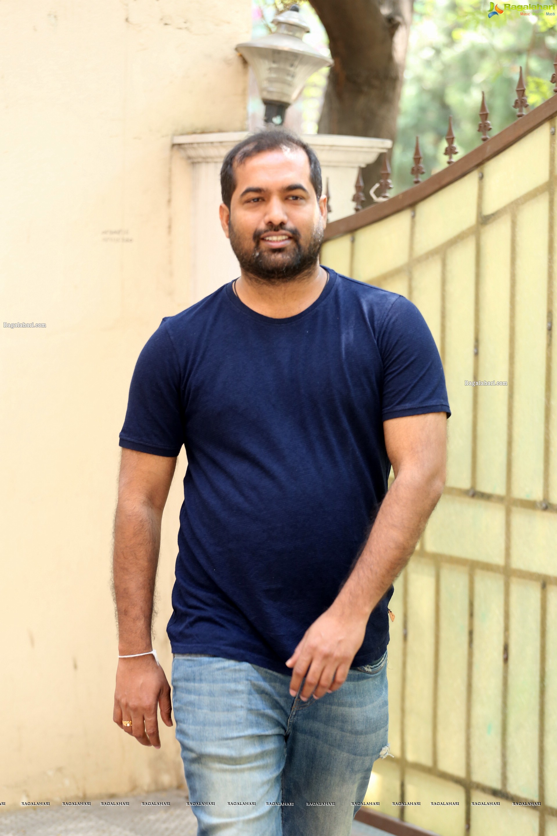 Director Suresh Thirumur, Life Anubhavinchu Raja  Interview