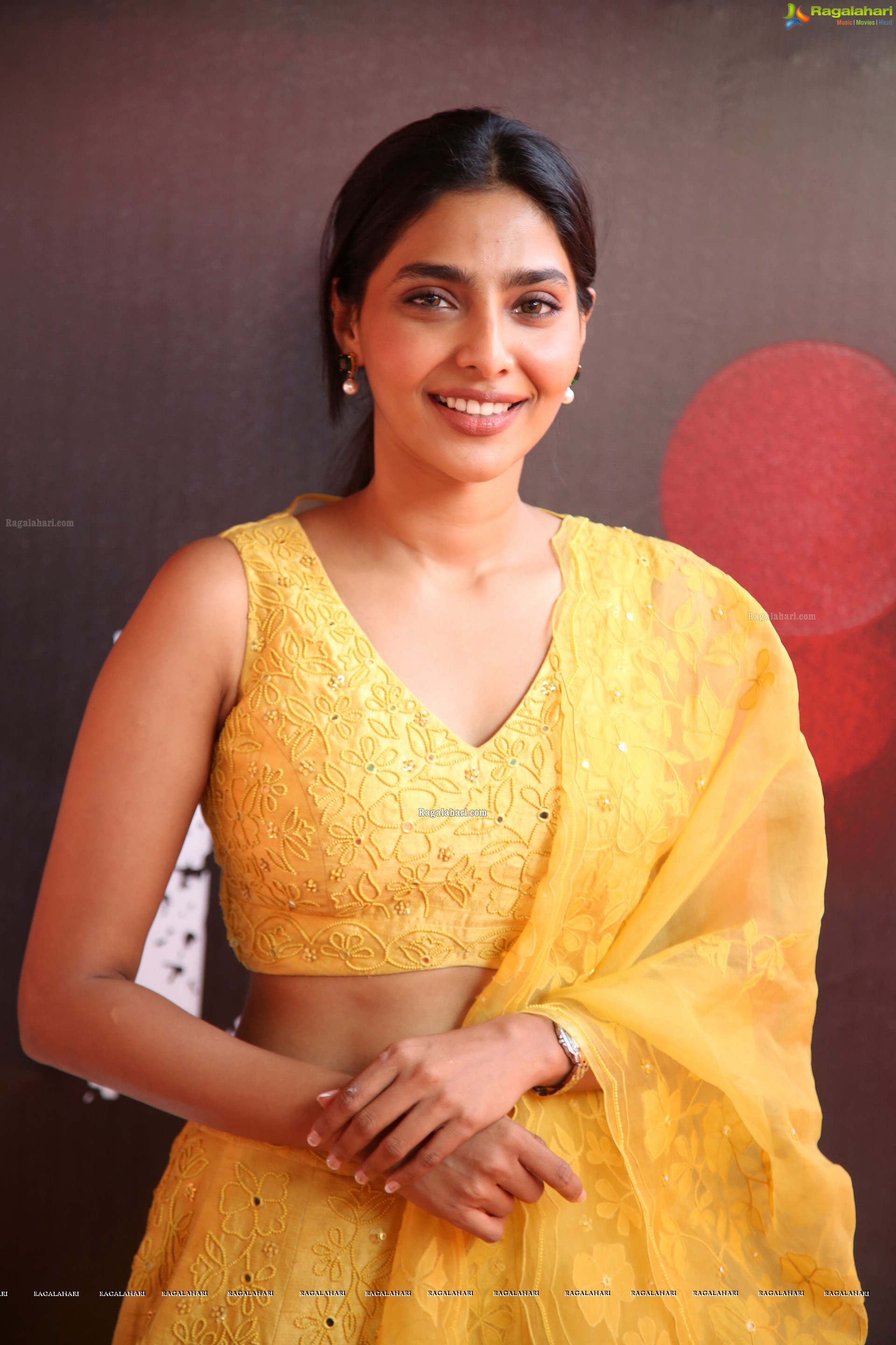 Aishwarya Lekshmi at Godse Movie Press Meet, HD Photo Gallery