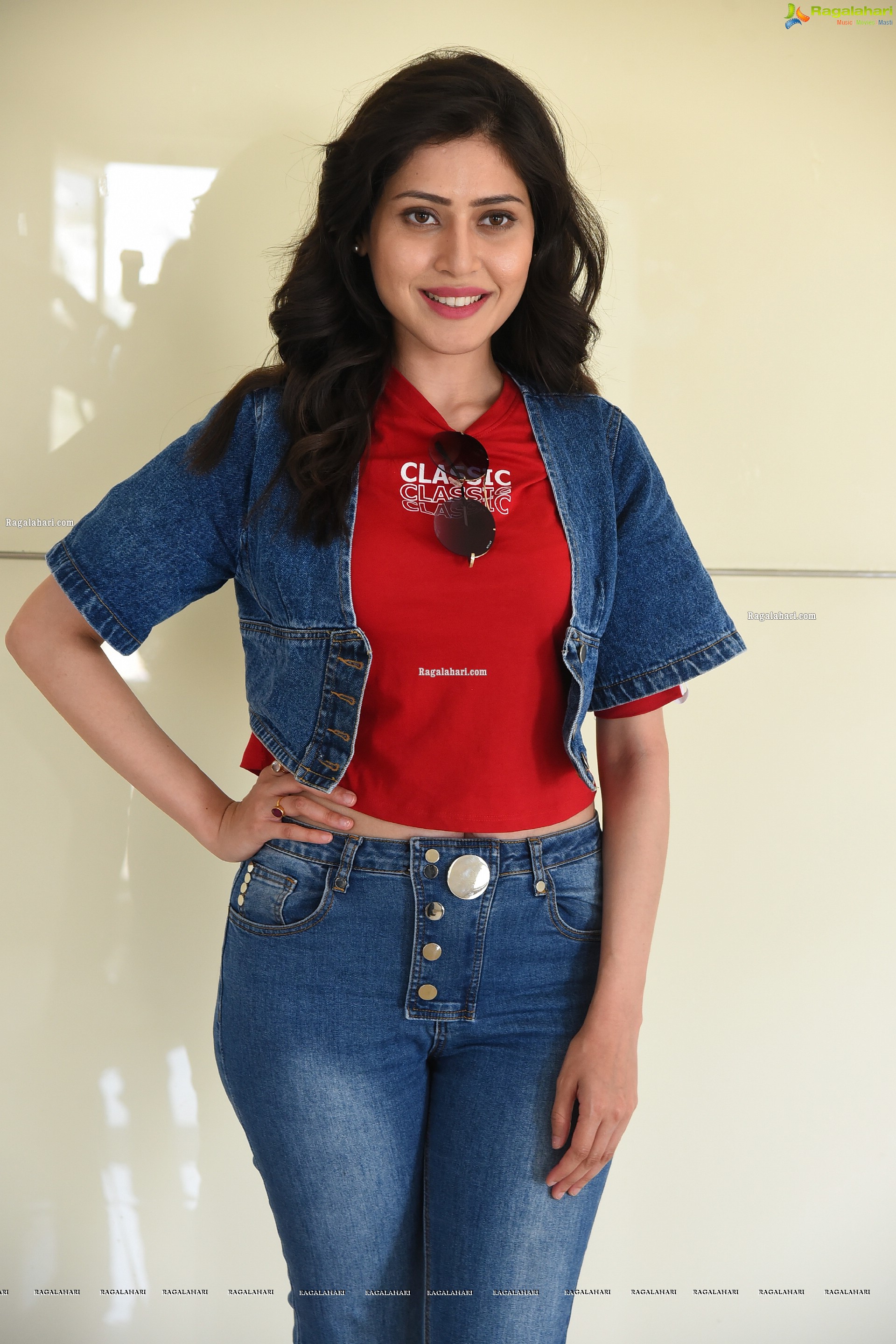 Aishwarya Raj Bhakuni at Director Movie Trailer Launch, HD Photo Gallery