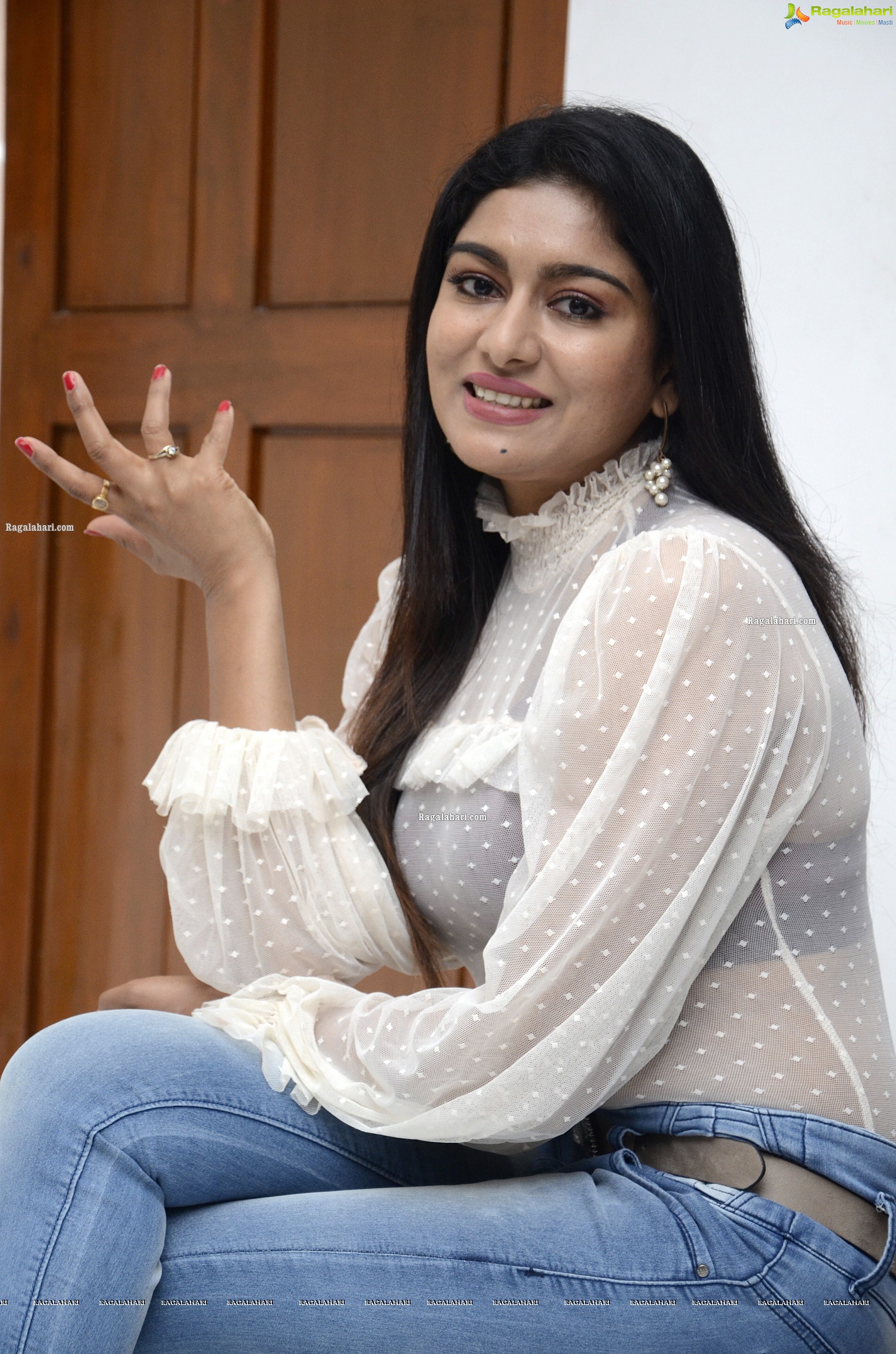 Akshatha Srinivas at MMOF Movie Interview, HD Photo Gallery