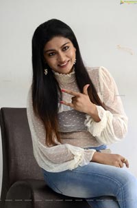 Akshatha Srinivas at Surabhi 70MM Movie Interview