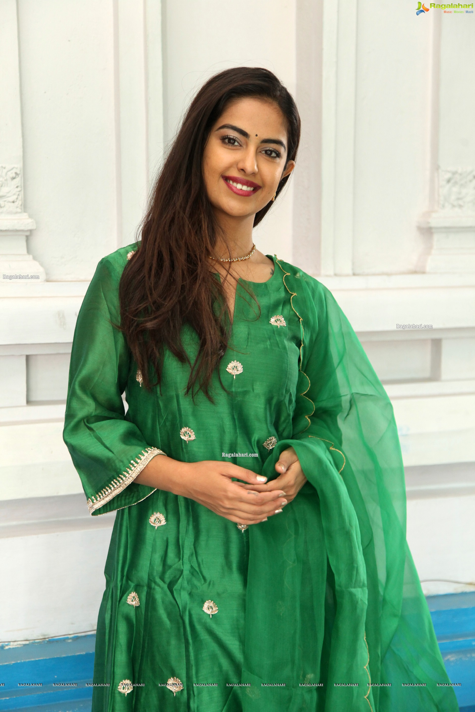 Avika Gor at Krishi Creations New Movie Pooja Ceremony, HD Photo Gallery