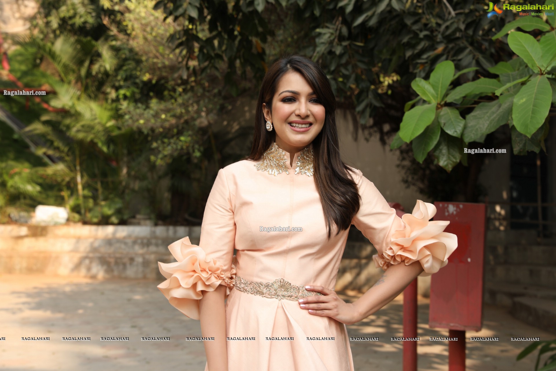 Catherine Tresa at Cancer Awareness Super Car Rally, HD Photo Gallery
