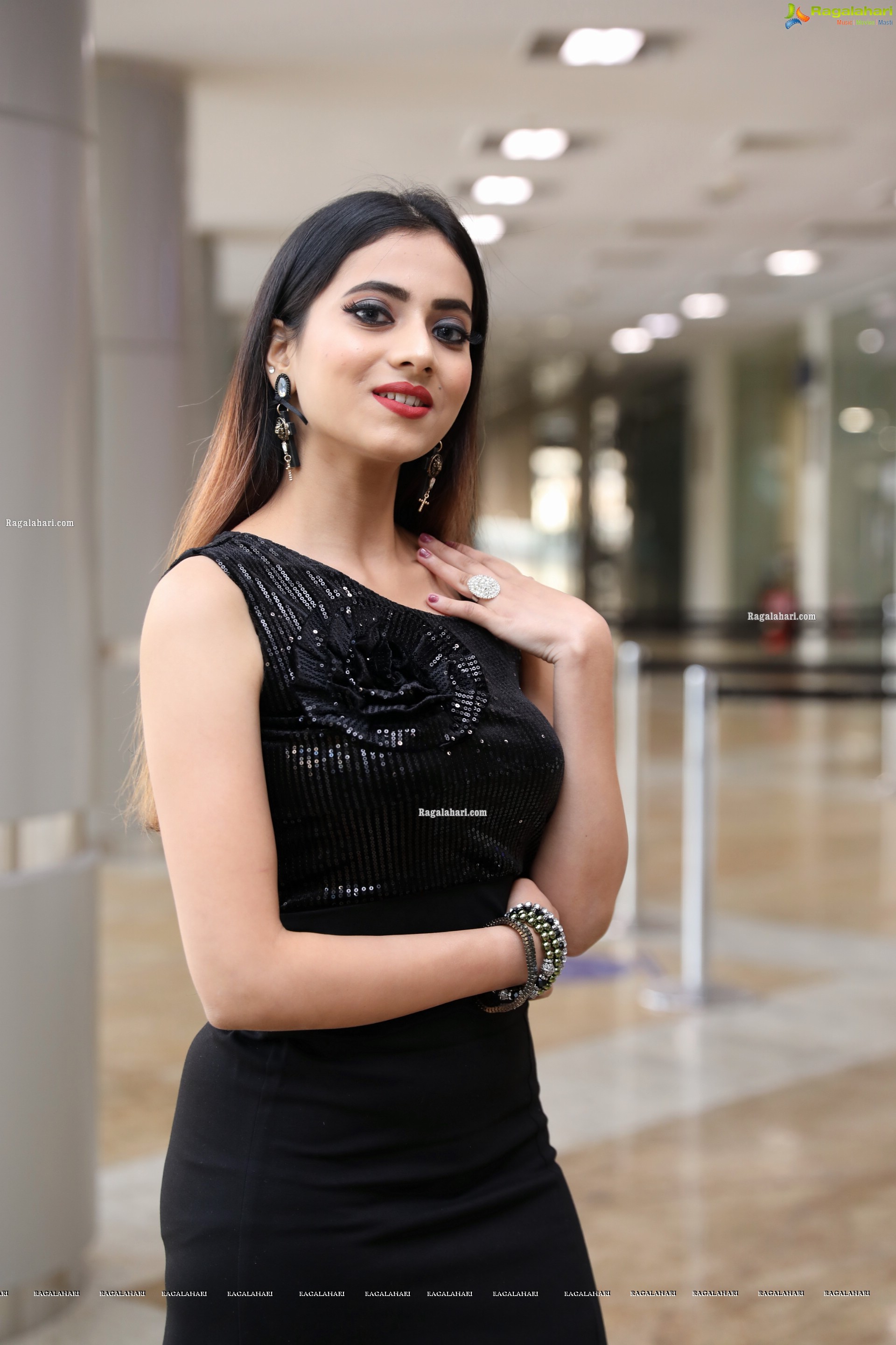 Dimple Thakur Front Slit Bodycon Dress, HD Photo Gallery