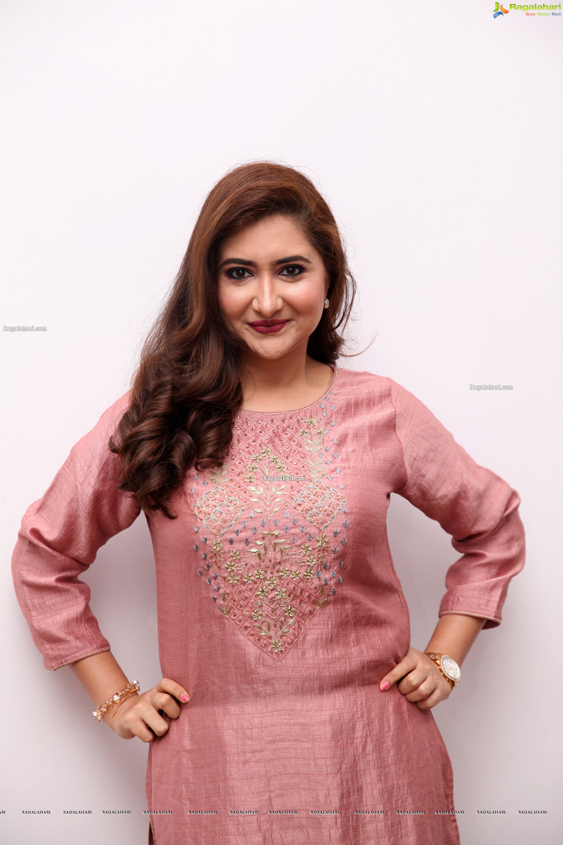 Harshada Patil in Pink Embellished Kurta, HD Photo Gallery