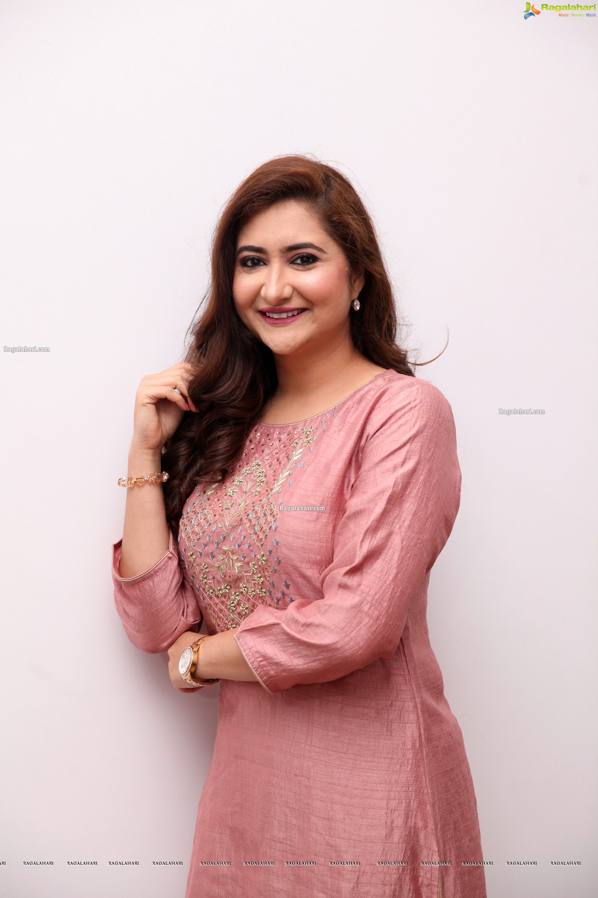 Harshada Patil in Pink Embellished Kurta, HD Photo Gallery