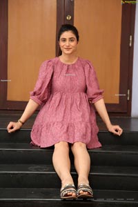 Jia Sharma at Kshana Kshanam Movie Trailer Launch