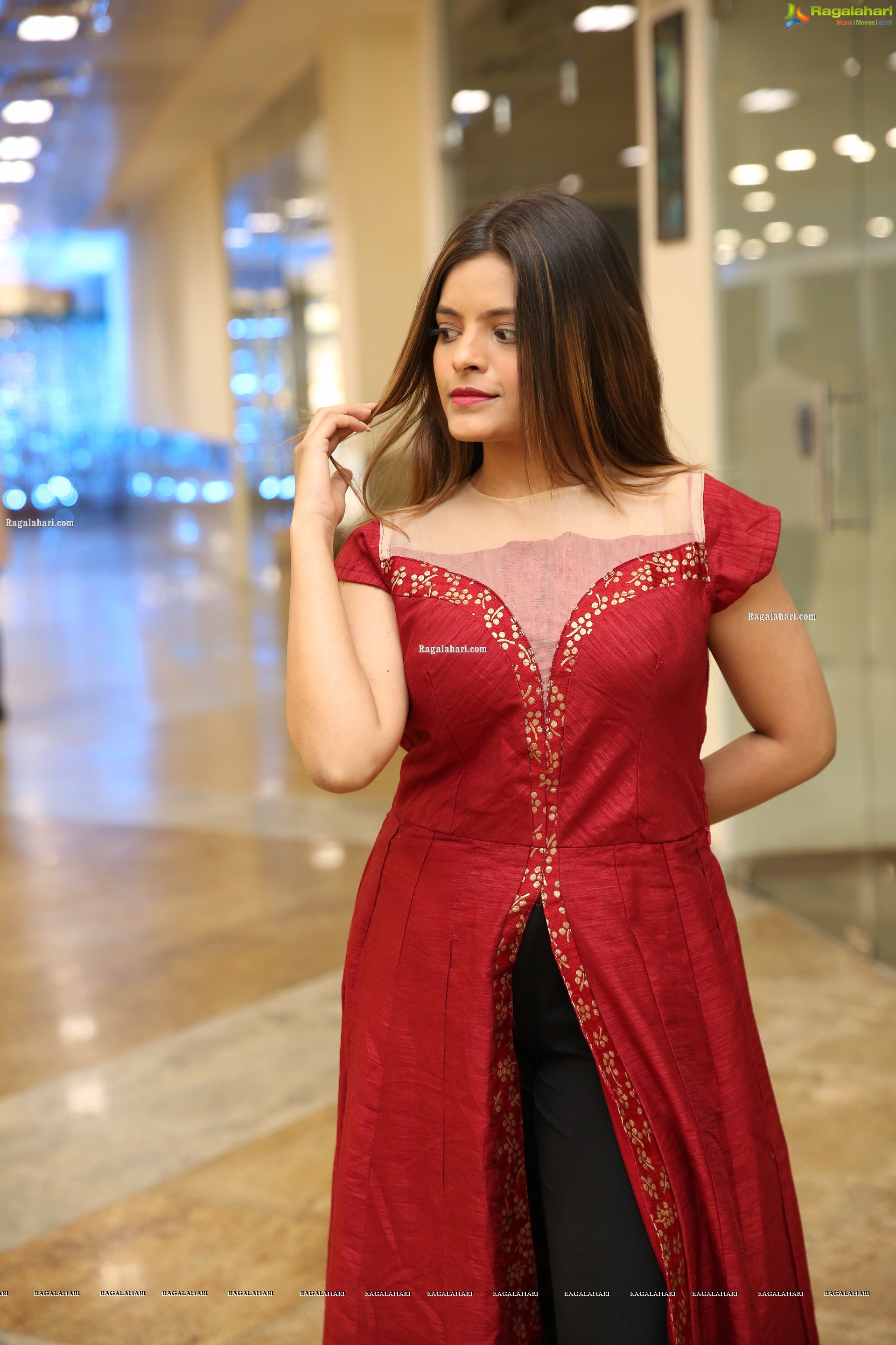 Kusumm in Red Fashionable Front Slit Kurti, HD Photo Gallery