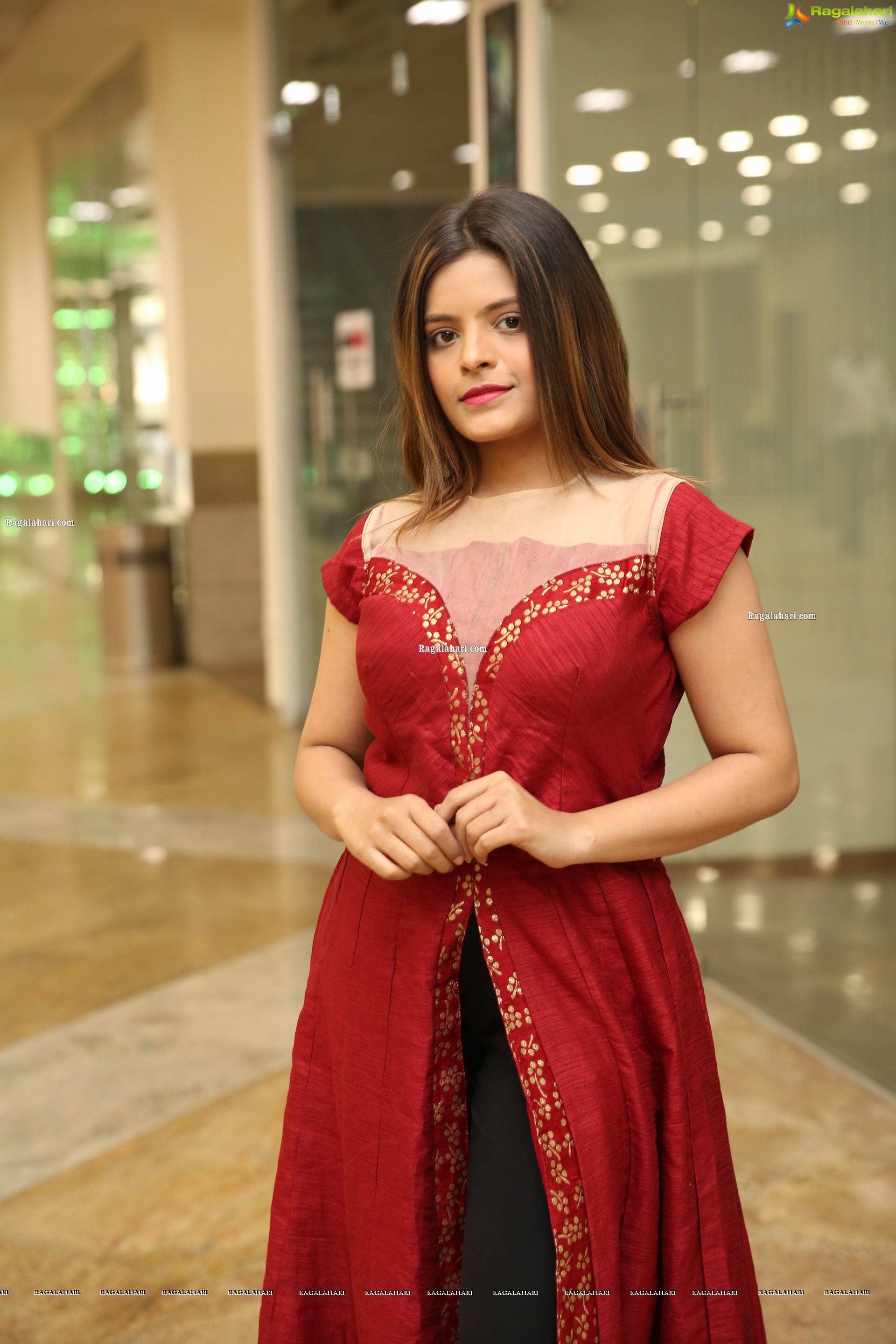 Kusumm in Red Fashionable Front Slit Kurti, HD Photo Gallery