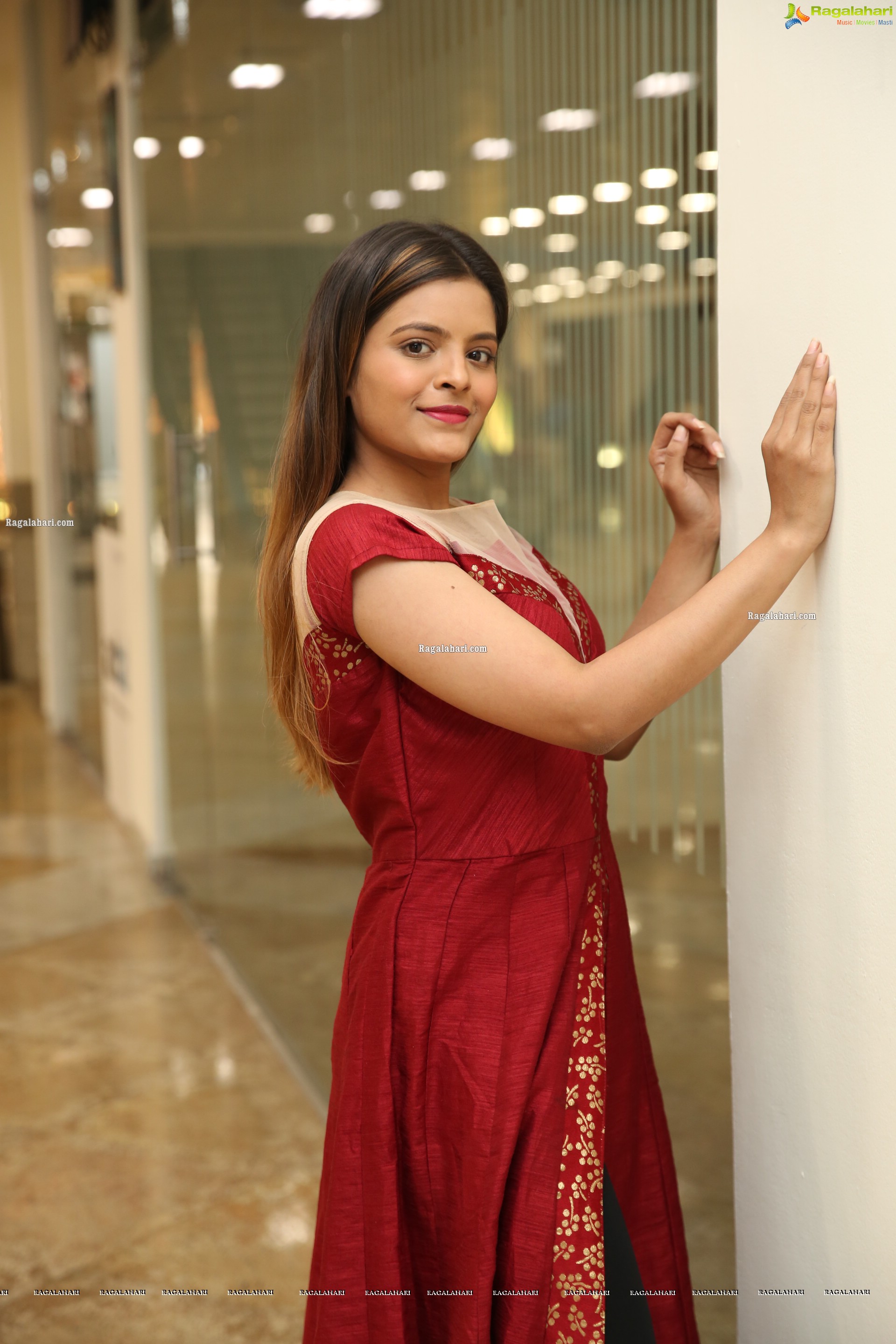 Kusumm in Red Fashionable Front Slit Kurti, HD Photo Gallery