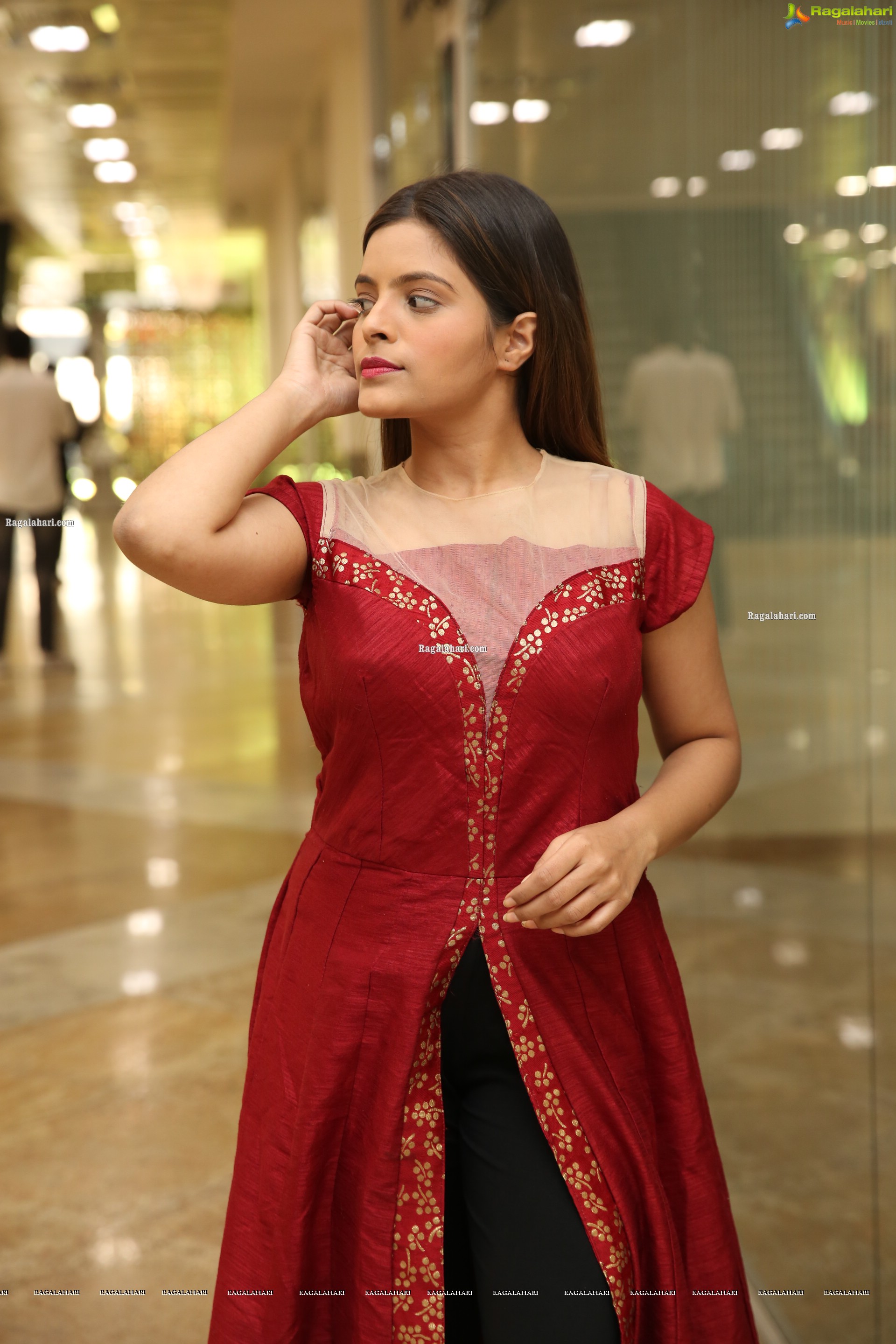 Kusumm in Red Fashionable Front Slit Kurti, HD Photo Gallery