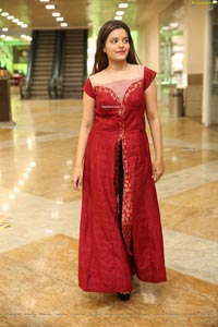 Kusumm in Red Fashionable Front Slit Kurti