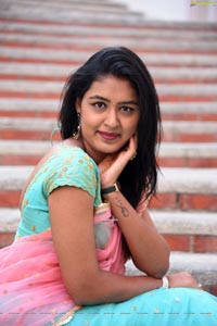 Meenal at Rangu Bommala Katha Movie Opening