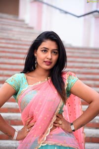 Meenal at Rangu Bommala Katha Movie Opening