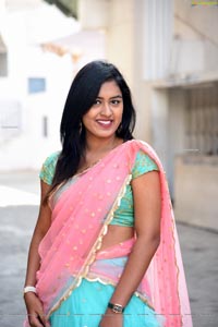 Meenal at Rangu Bommala Katha Movie Opening