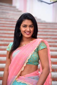 Meenal at Rangu Bommala Katha Movie Opening