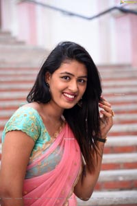 Meenal at Rangu Bommala Katha Movie Opening