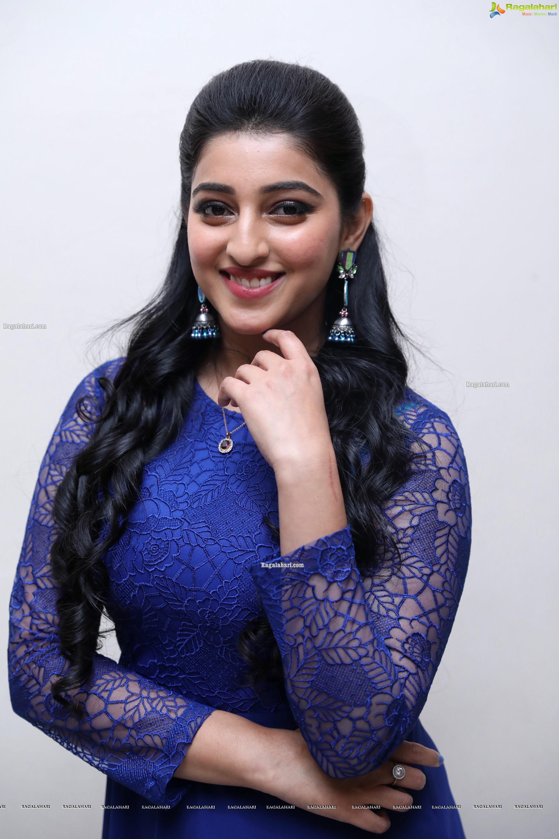 Mouryaani at Devarakondalo Vijay Prema Katha Pre-Release Event, HD Gallery