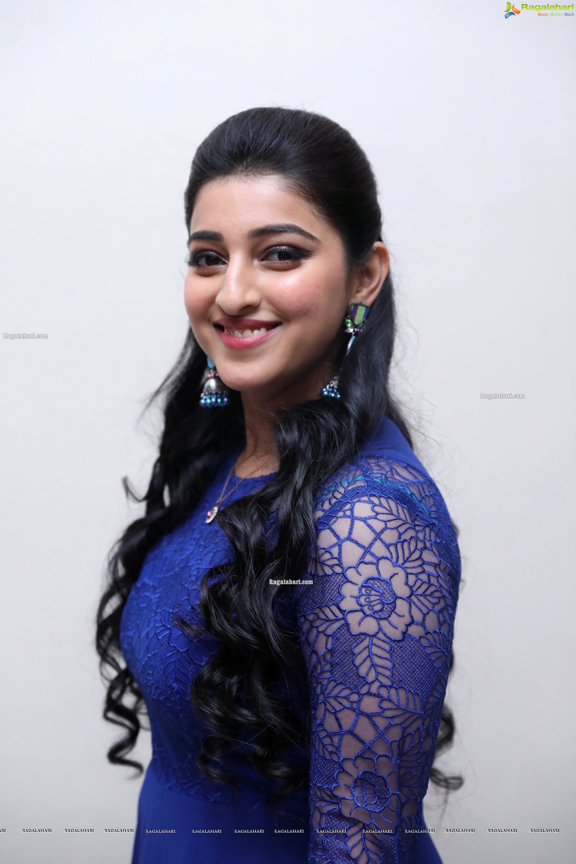 Mouryaani at Devarakondalo Vijay Prema Katha Pre-Release Event, HD Gallery