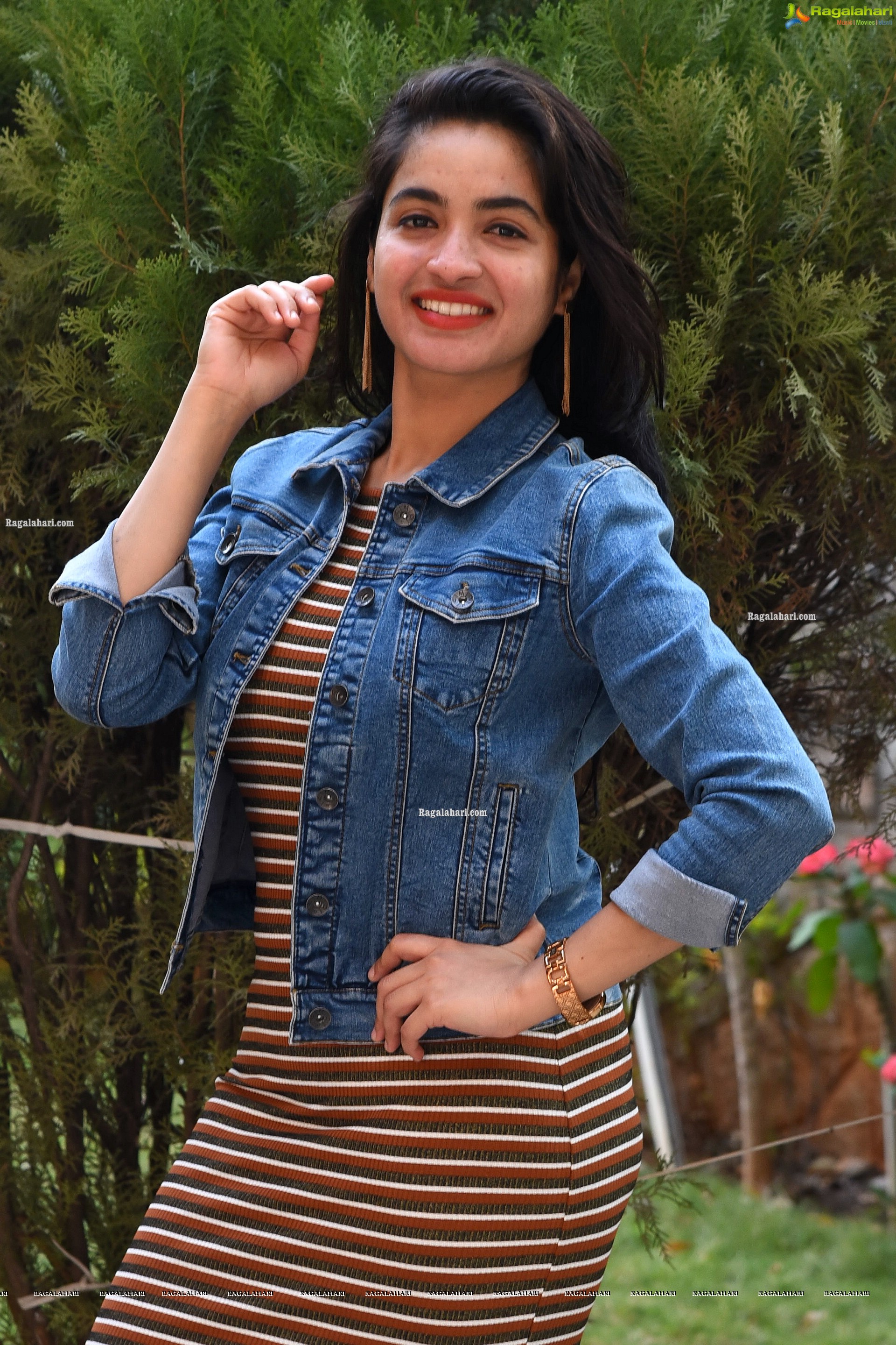 Priya at Bomma Adhirindi-Dimma Thirigindi Movie Interview, HD Gallery