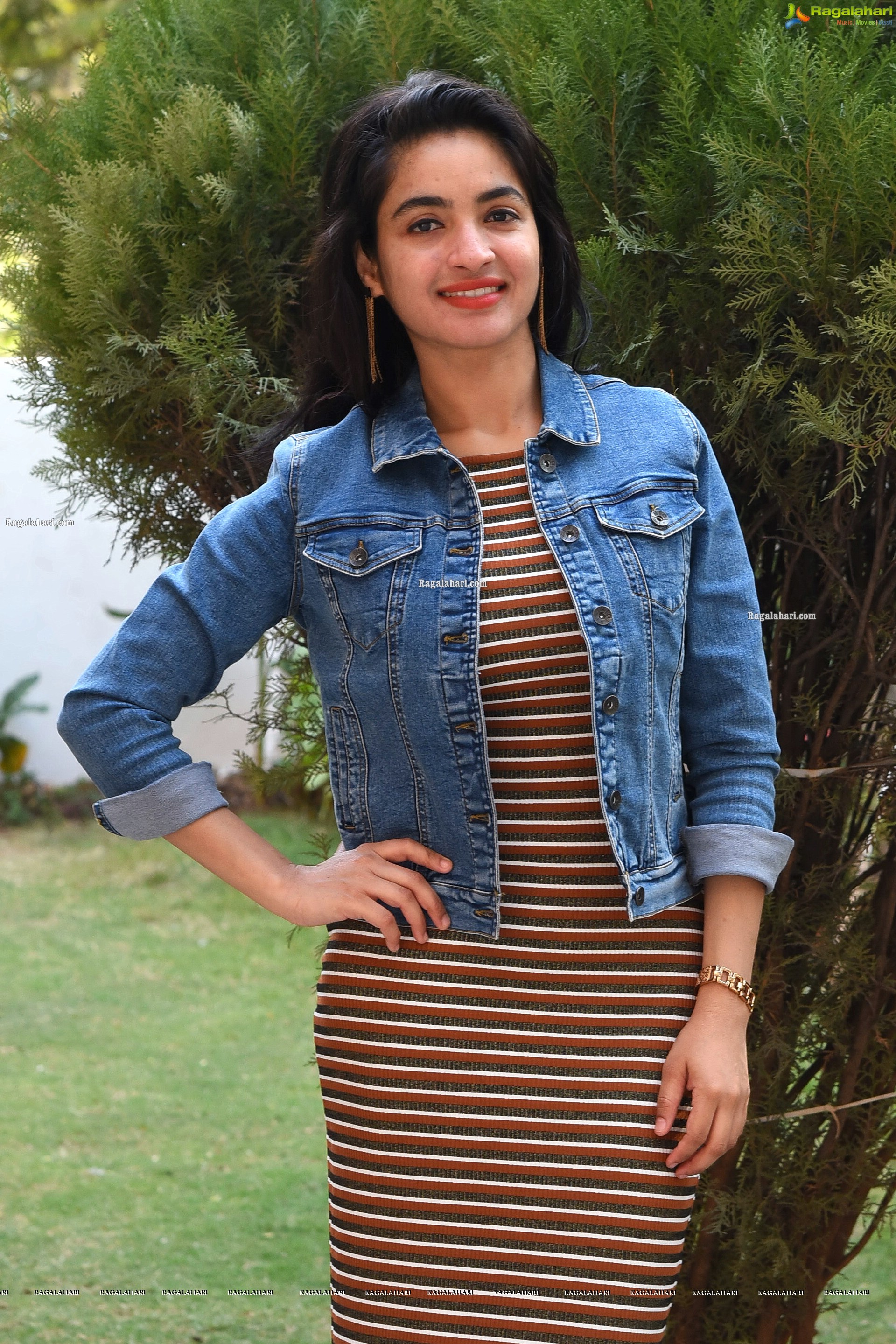 Priya at Bomma Adhirindi-Dimma Thirigindi Movie Interview, HD Gallery