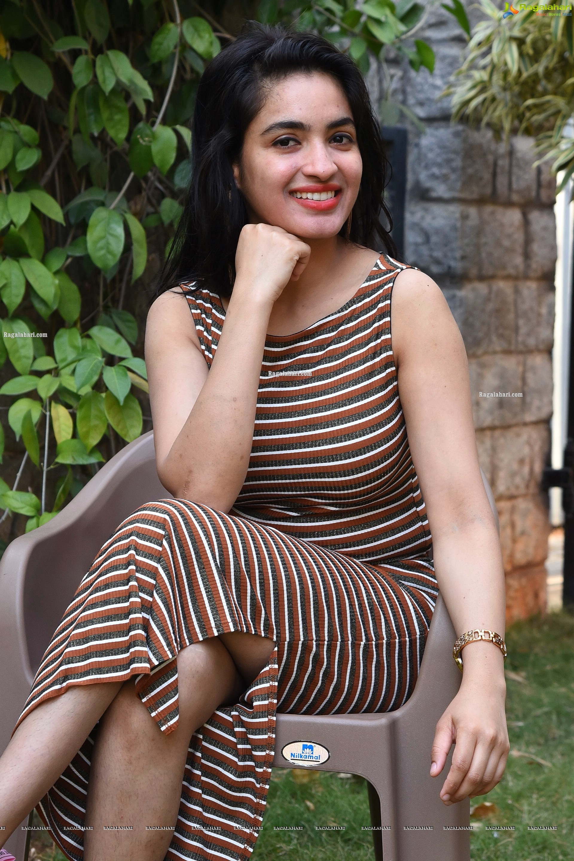 Priya at Bomma Adhirindi-Dimma Thirigindi Movie Interview, HD Gallery