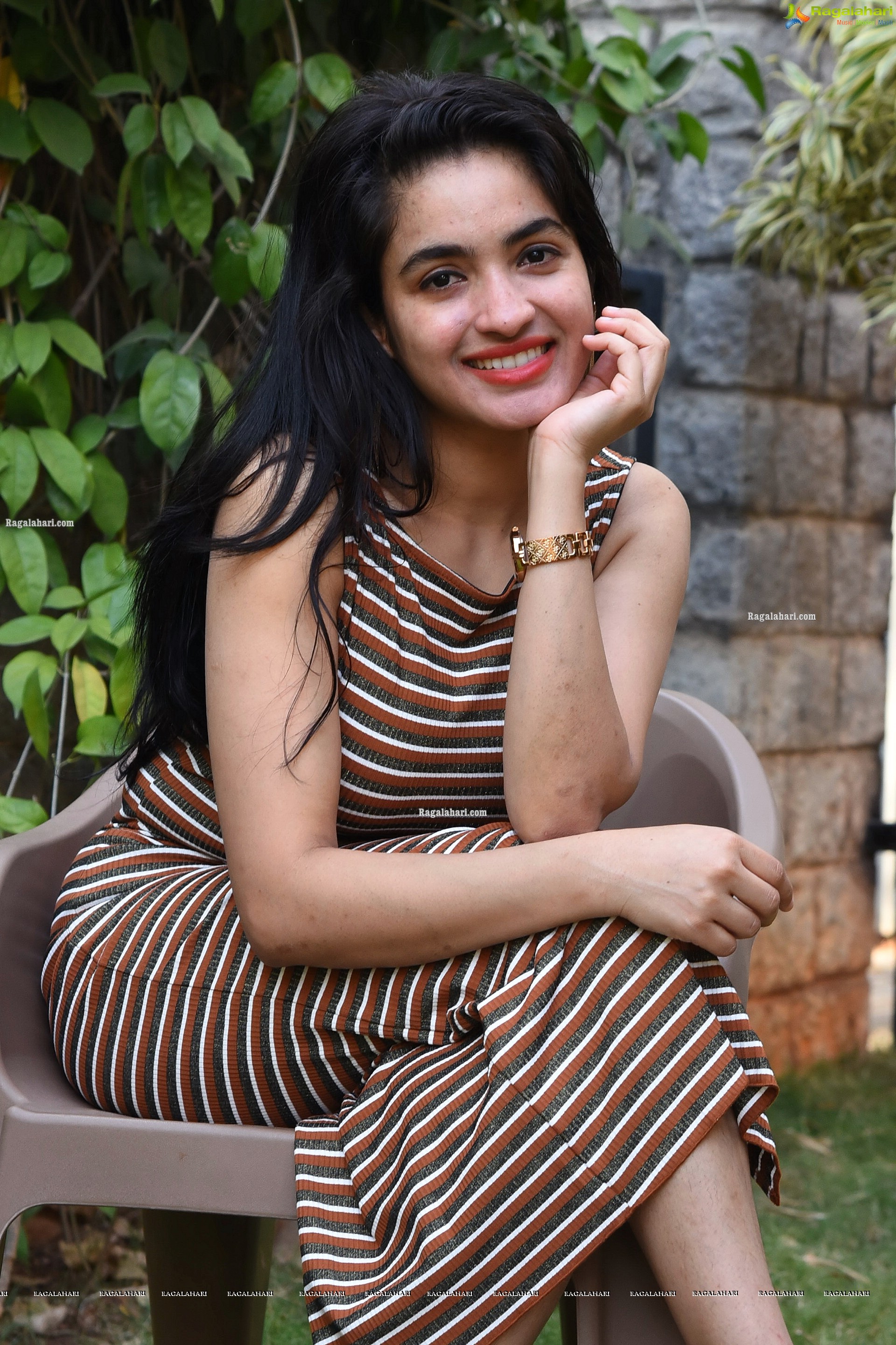 Priya at Bomma Adhirindi-Dimma Thirigindi Movie Interview, HD Gallery