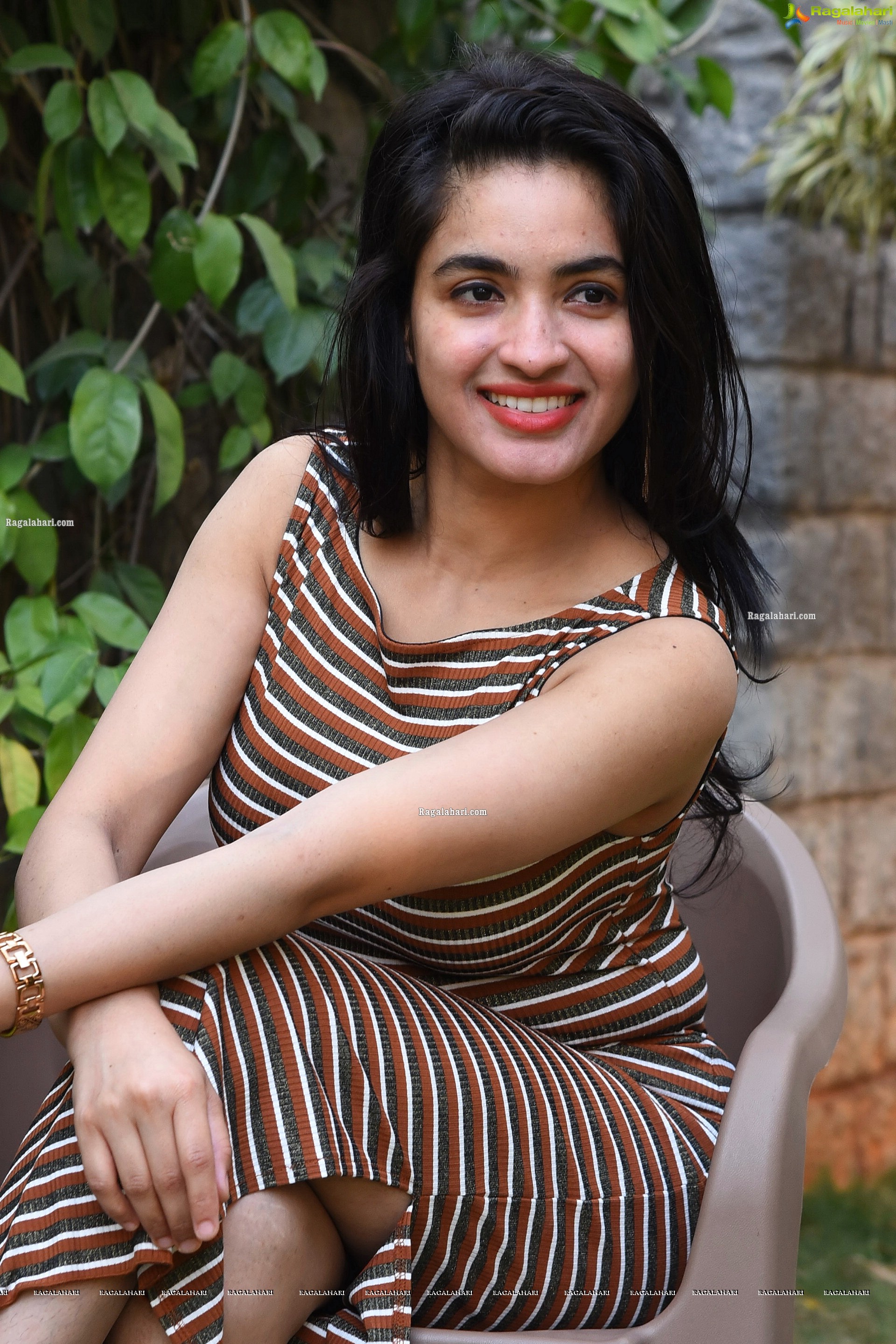 Priya at Bomma Adhirindi-Dimma Thirigindi Movie Interview, HD Gallery