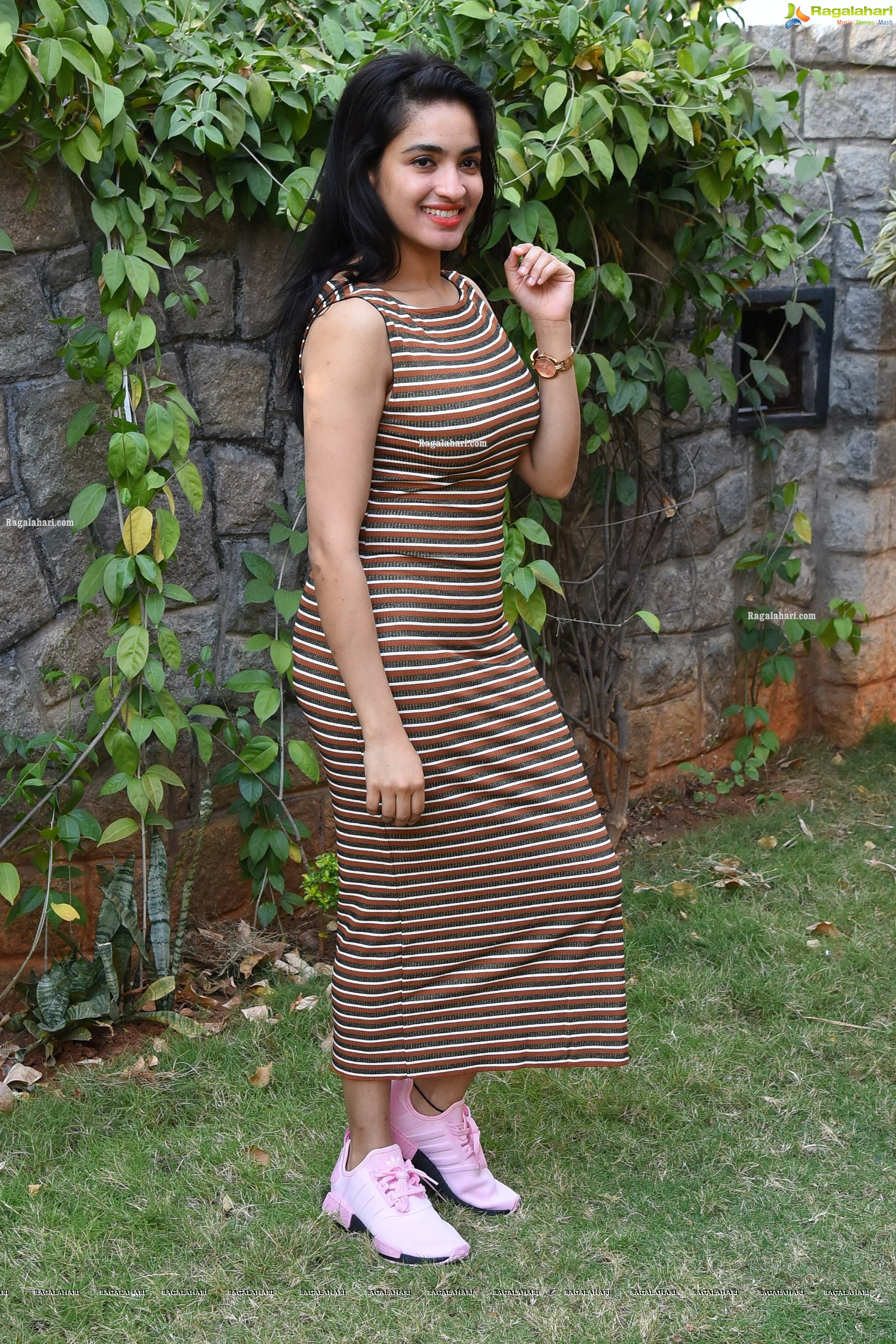 Priya at Bomma Adhirindi-Dimma Thirigindi Movie Interview, HD Gallery