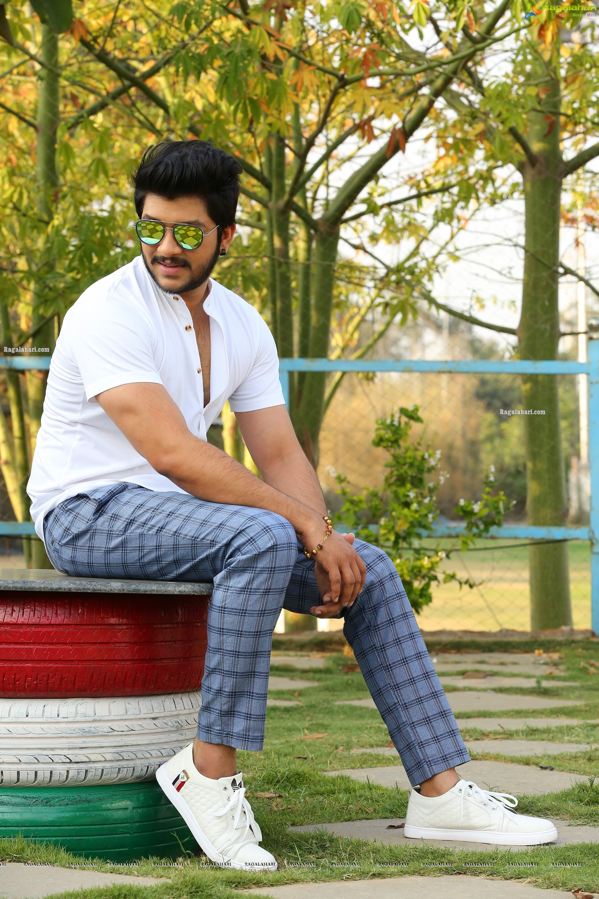 Rajeev Salur Latest Photoshoot Stills, HD Photo Gallery