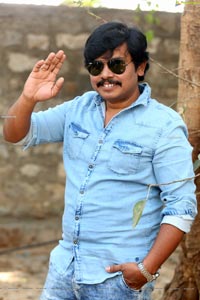 Sampoornesh Babu at Bazaar Rowdy Movie Poster Launch