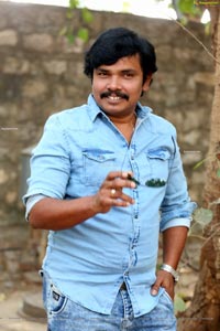 Sampoornesh Babu at Bazaar Rowdy Movie Poster Launch