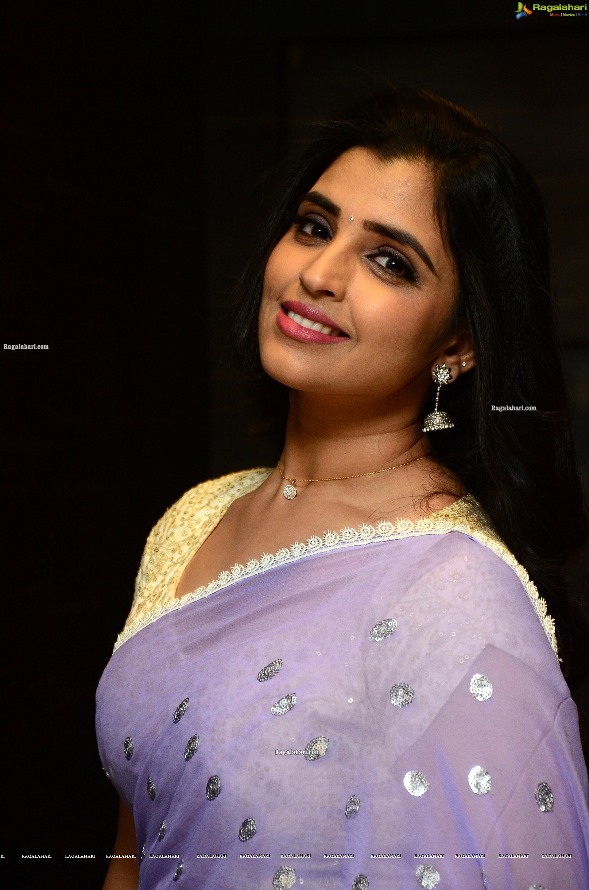 Anchor Syamala in Lavender Saree, HD Photo Gallery