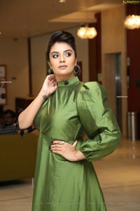 Sreemukhi at Luvih Beauty Products Promotions