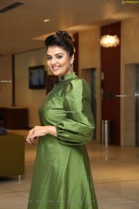 Sreemukhi at Luvih Beauty Products Promotions