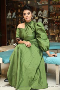 Sreemukhi at Luvih Beauty Products Promotions