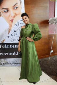 Sreemukhi at Luvih Beauty Products Promotions