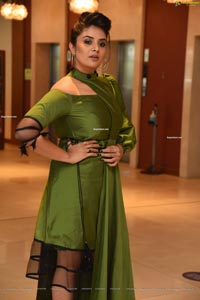 Sreemukhi at Luvih Beauty Products Promotions