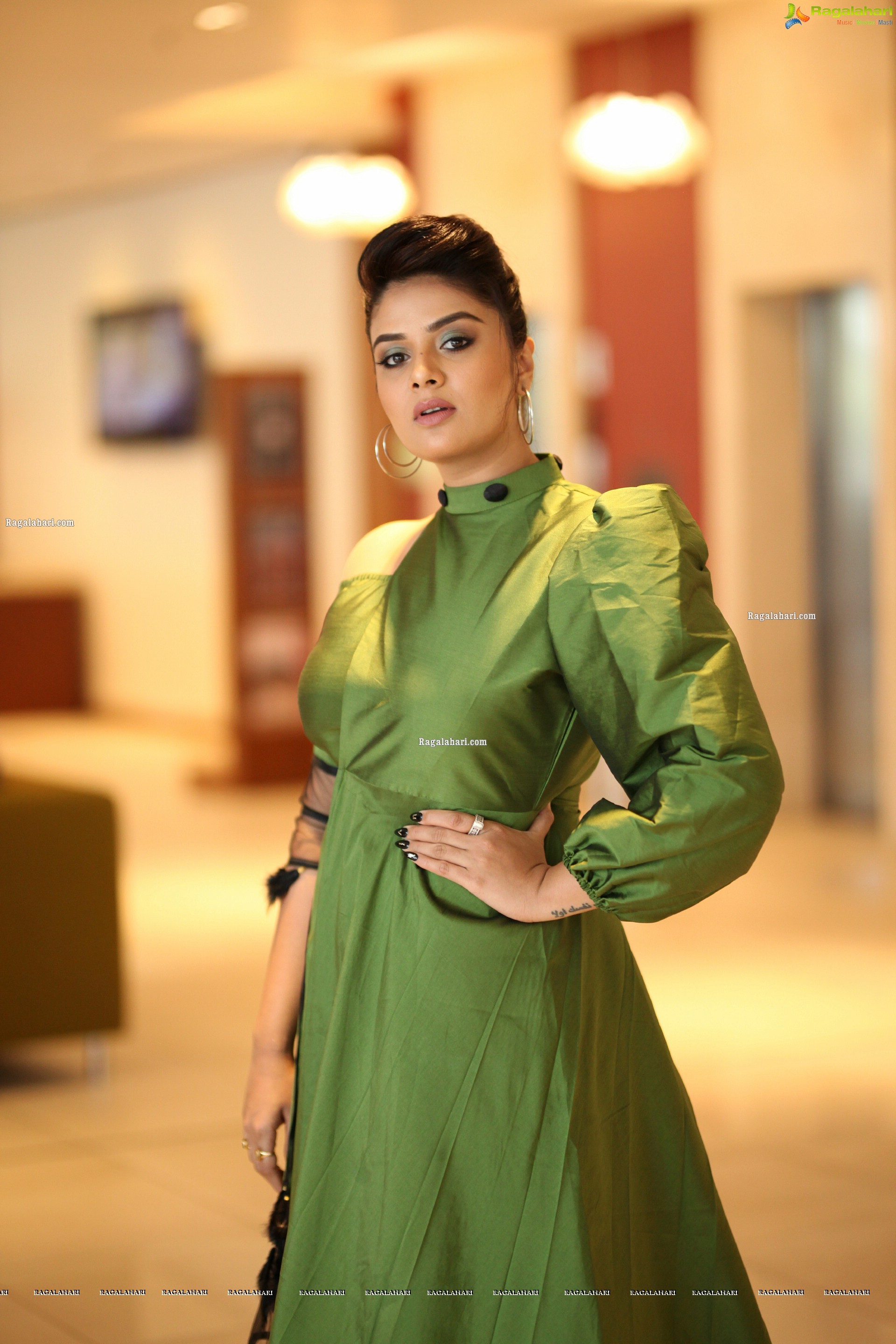 Sreemukhi at Luvih Beauty Products Promotions, HD Photo Gallery