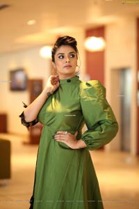 Sreemukhi at Luvih Beauty Products Promotions