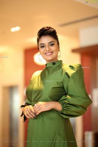 Sreemukhi at Luvih Beauty Products Promotions