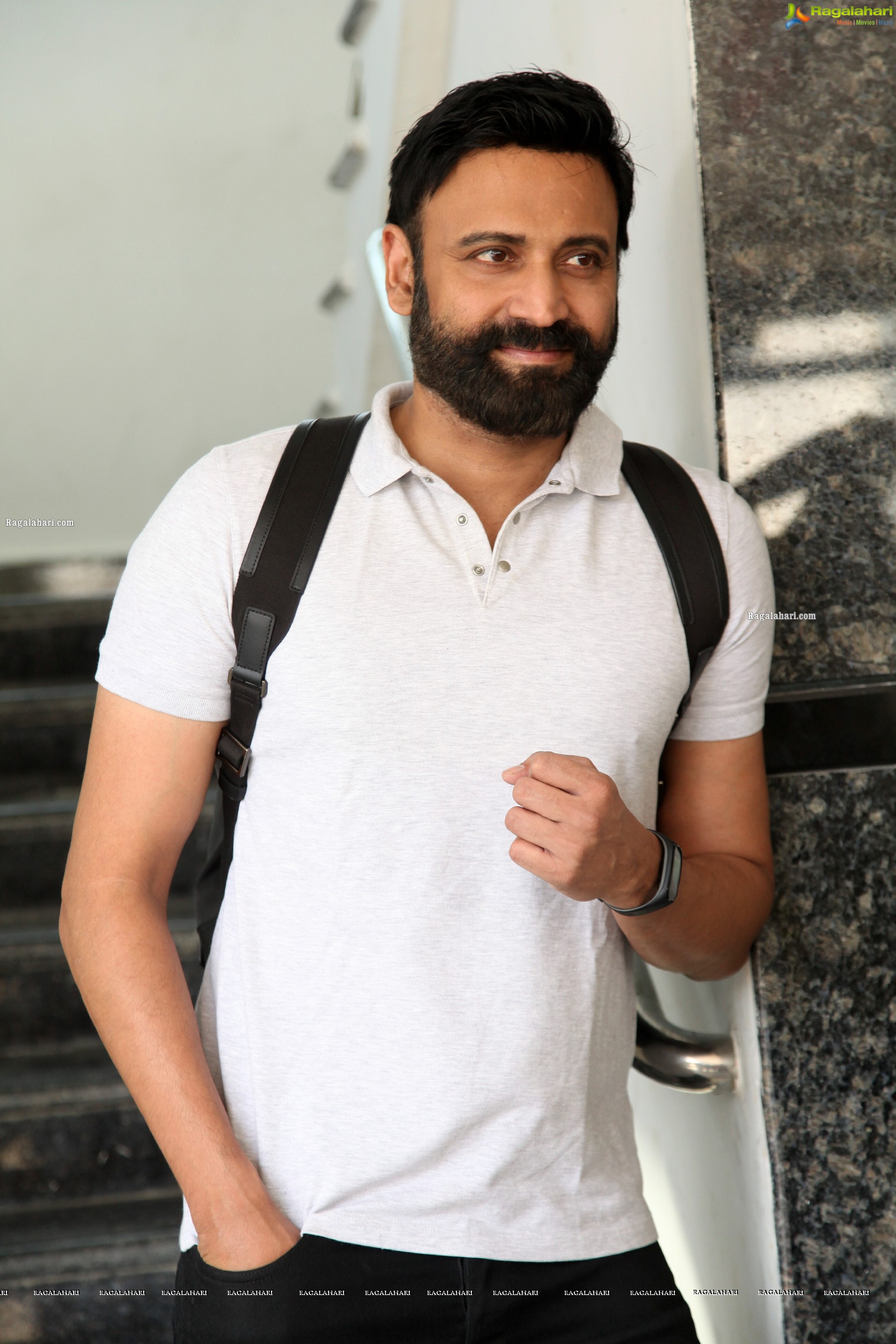 Sumanth at Kapatadhaari Movie Interview, HD Photo Gallery