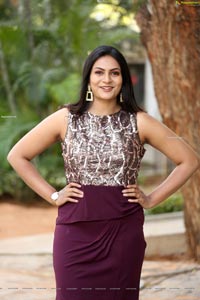 Swetaa Varma HD Photos at Rani Pressmeet